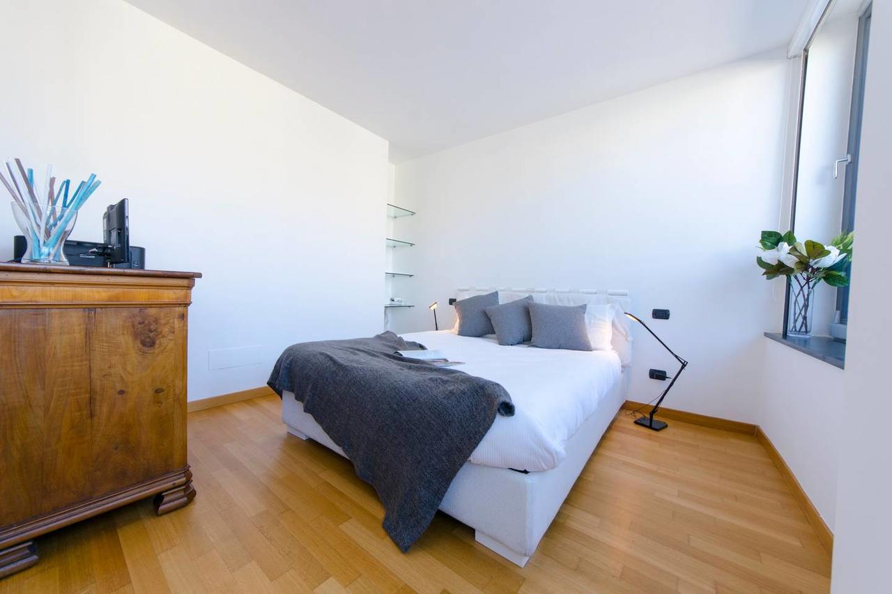 Altido Modern Flat Next To Acquario Apartment Genoa Ngoại thất bức ảnh